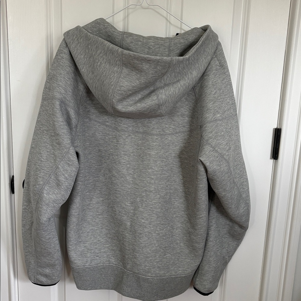 Nwt Nike Gray Hooded Zip Jacket with Black Trim - Picture 2 of 2